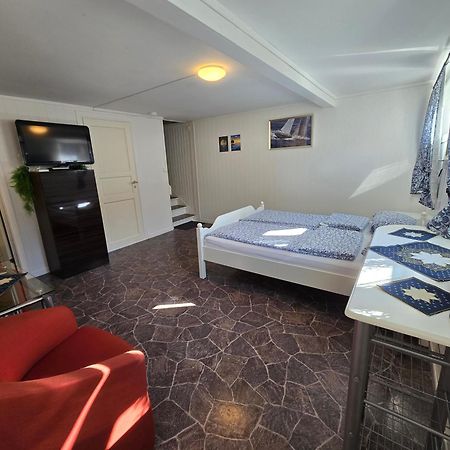 Appartement Hybel Til Leie à Tvedestrand Extérieur photo