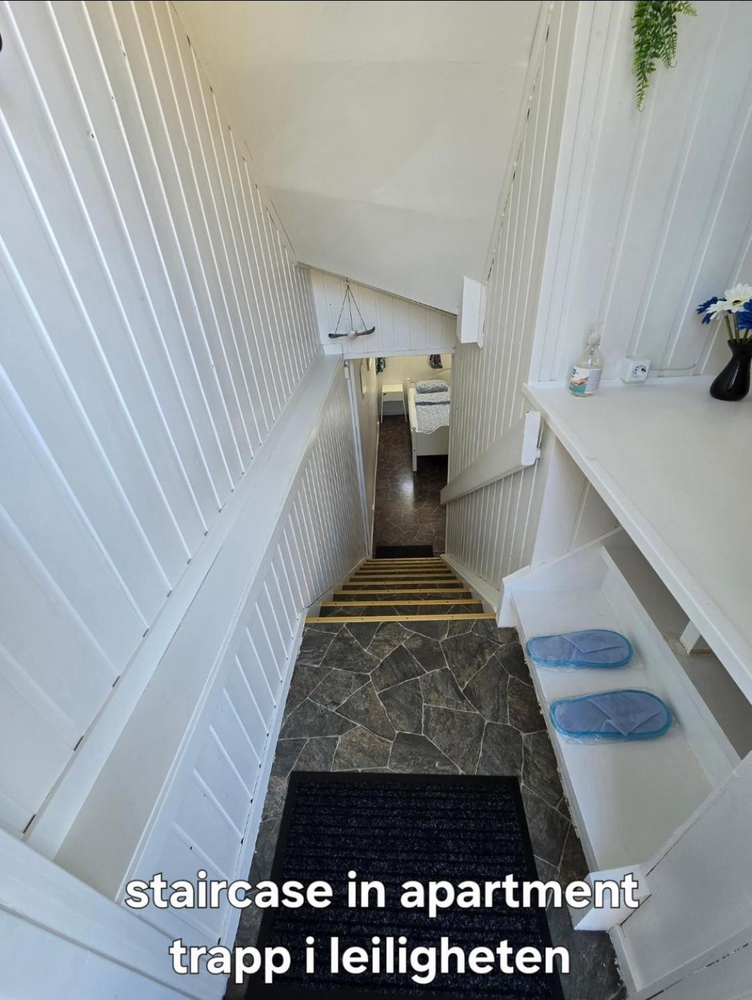 Appartement Hybel Til Leie à Tvedestrand Extérieur photo